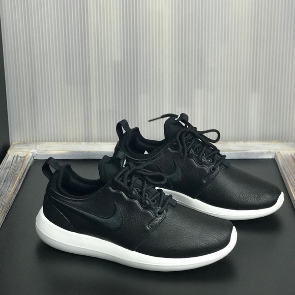 NWT Nike Roshe Two SI Black WMNS - Picture 4 of 8